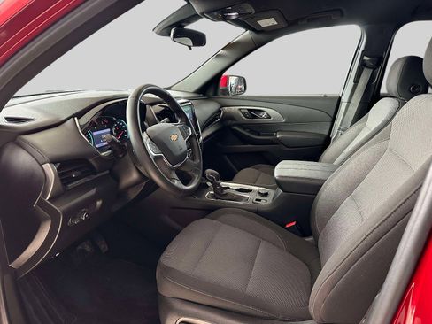 Certified 2023 Chevrolet Traverse LT FWD image 10