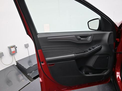 New 2026 Ford Escape Active w/ Cold Weather Package image 9