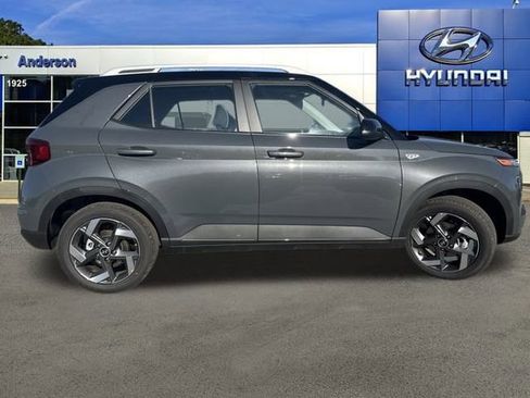 New 2026 Hyundai Venue SEL image 5