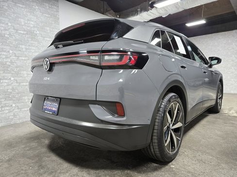 Used 2023 Volkswagen ID.4 Pro S image 37