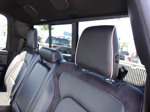 Used 2023 RAM 1500 Laramie AWD/4WD image 26
