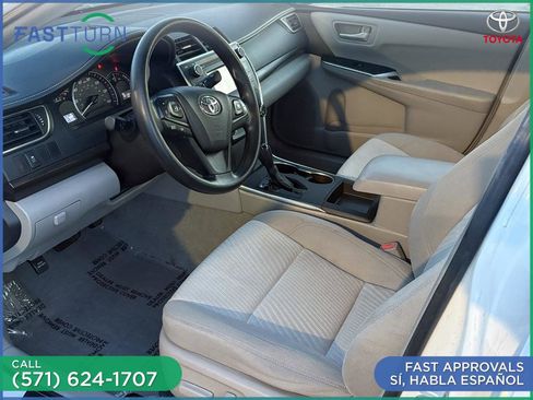 Used 2015 Toyota Camry LE image 22