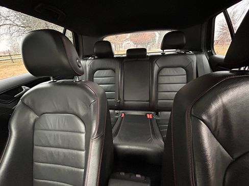 Used 2017 Volkswagen GTI SE image 13