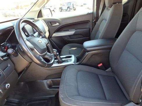 Used 2022 Chevrolet Colorado LT w/ Fleet Safety Package image 14