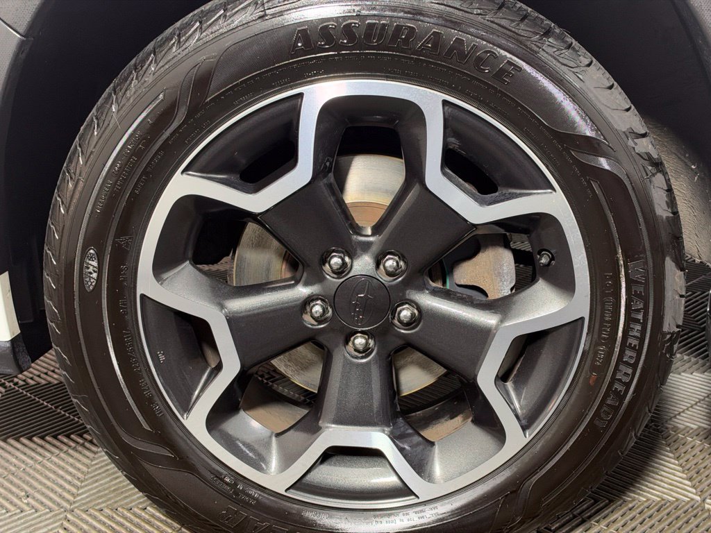 Used 2014 Subaru Crosstrek 2.0i Premium w/ Moonroof Package AWD/4WD image 36