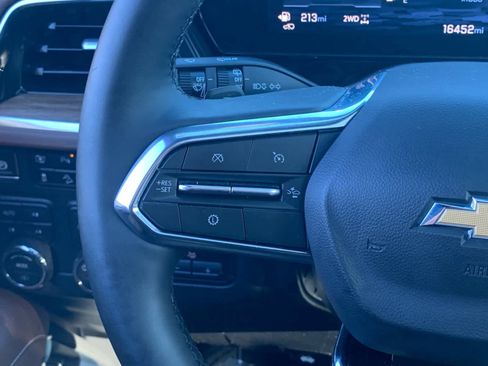 Used 2025 Chevrolet Tahoe High Country image 21