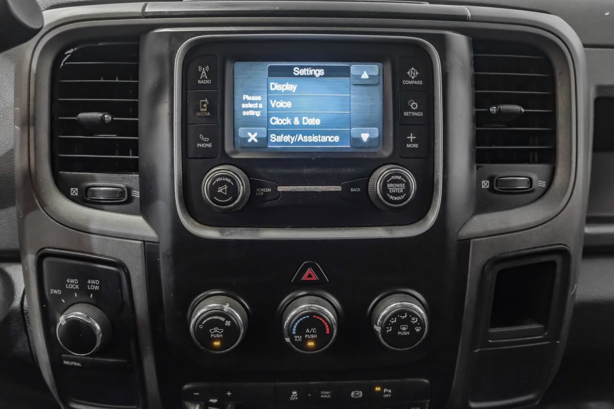 Used 2014 RAM 2500 Tradesman w/ Chrome Appearance Group AWD/4WD image 23
