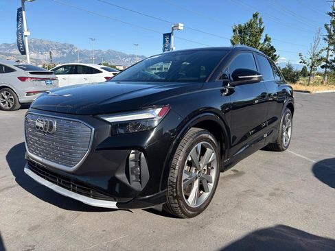 Used 2022 Audi Q4 e-tron Premium Plus w/ Premium Plus AWD/4WD image 3