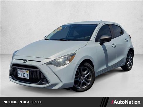 Used 2020 Toyota Yaris LE FWD image 1