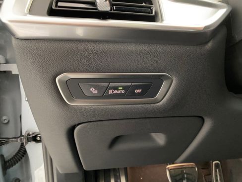 New 2026 BMW X7 M60i image 19