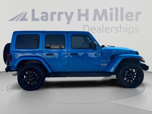 Used 2021 Jeep Wrangler Unlimited Sahara w/ Safety Group AWD/4WD image 6