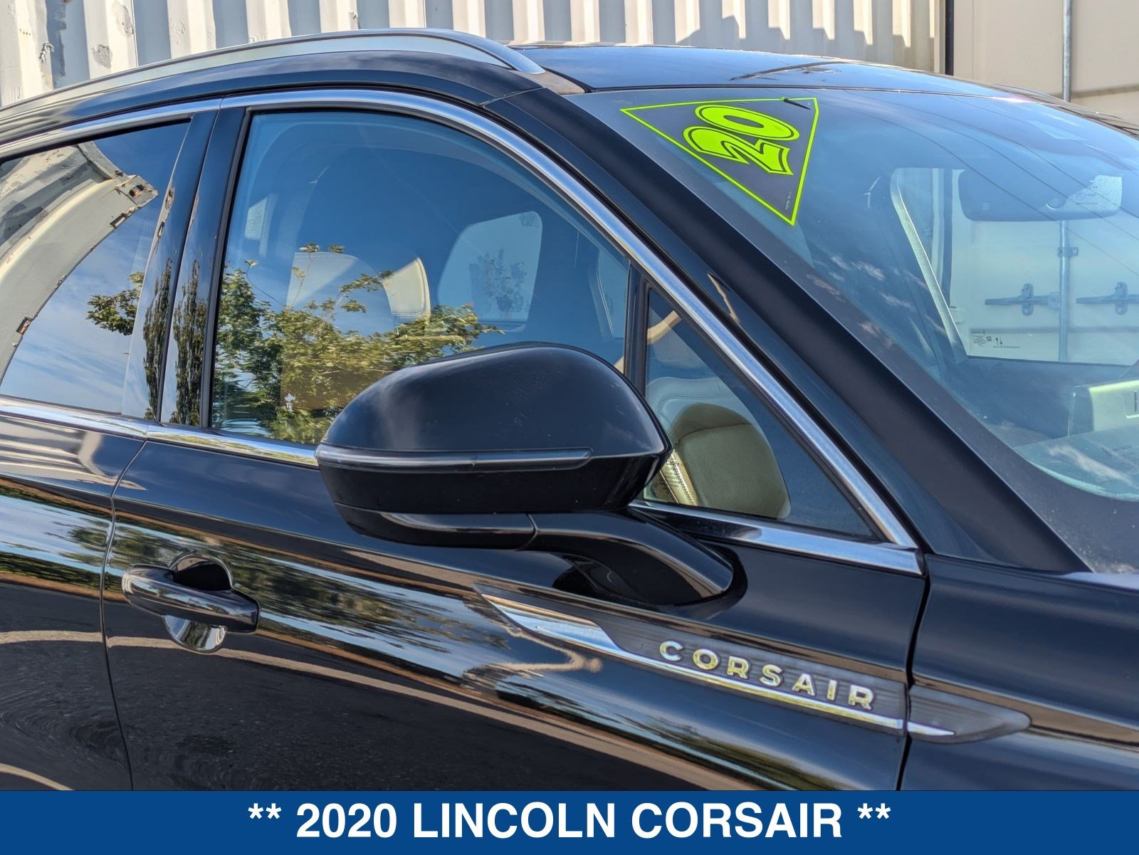 Used 2020 Lincoln Corsair Reserve w/ Elements Package FWD image 11