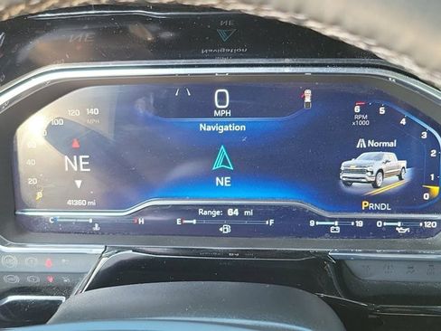 Used 2025 Chevrolet Silverado 1500 LT image 26