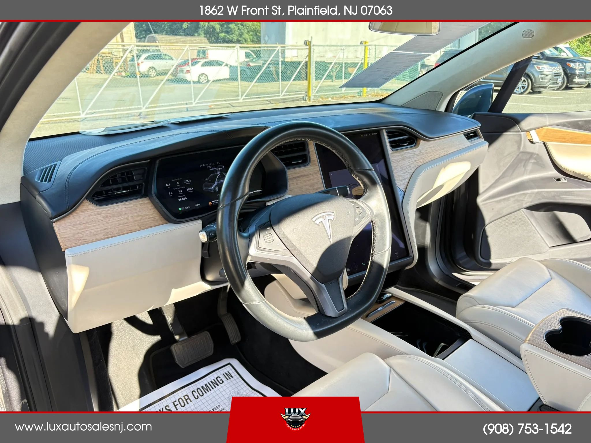 Used 2018 Tesla Model X 75D AWD/4WD image 31