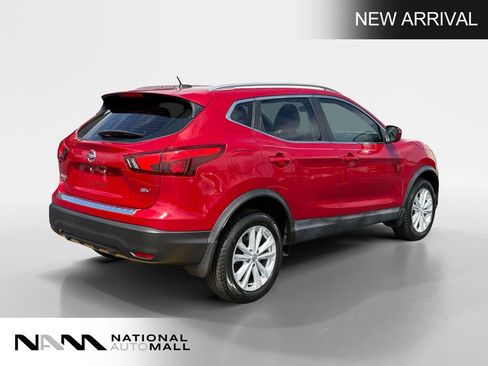 Used 2018 Nissan Rogue Sport SV FWD image 5