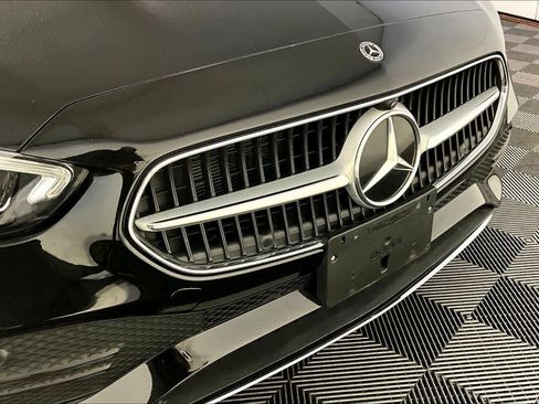 Used 2022 Mercedes-Benz C 300 4MATIC Sedan image 32