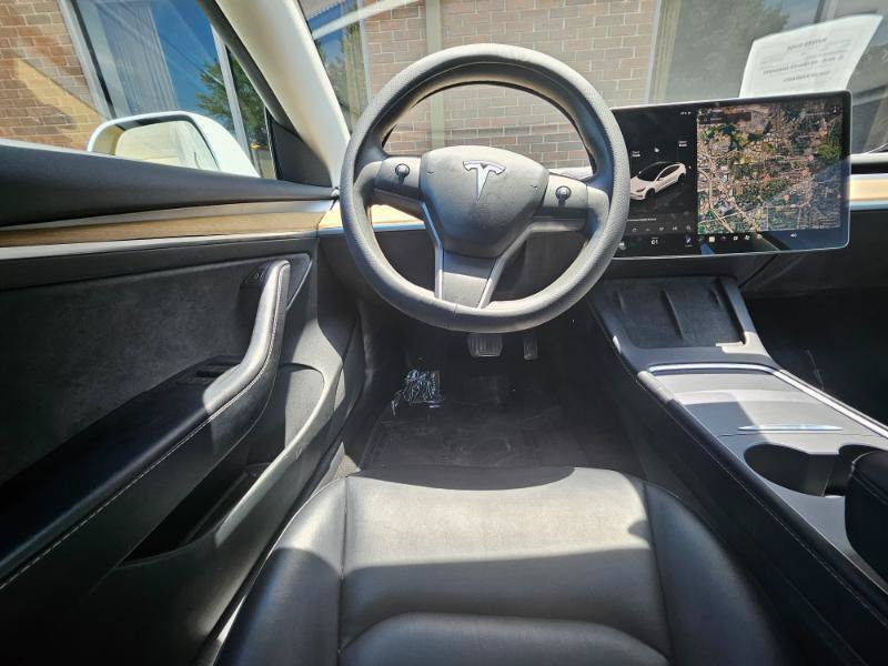 Used 2023 Tesla Model 3 Standard Range RWD image 4
