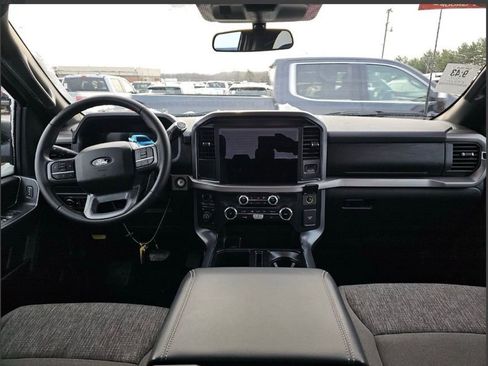 Used 2025 Ford F150 XLT w/ Equipment Group 301A Standard image 11