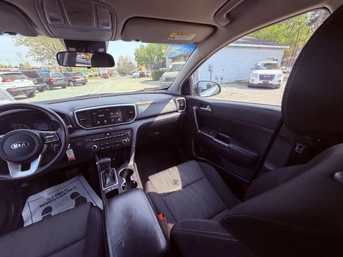 Used 2020 Kia Sportage LX image 22