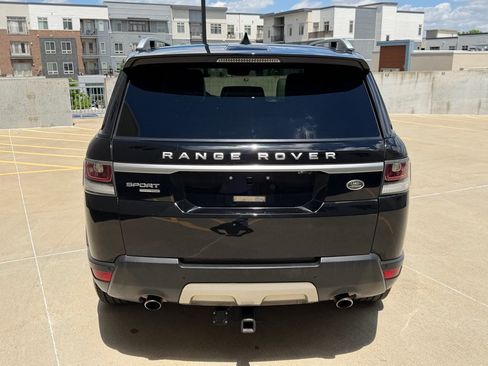 Used 2017 Land Rover Range Rover Sport HSE AWD/4WD image 4