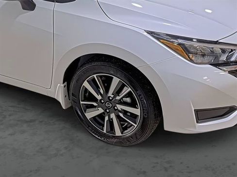 Used 2025 Nissan Versa SV w/ Trunk Package FWD image 15