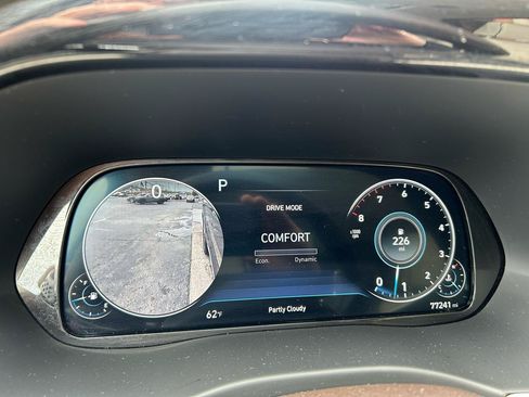 Used 2020 Hyundai Palisade Limited w/ Winter Weather Package AWD/4WD image 11