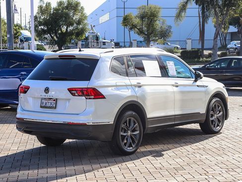 Used 2023 Volkswagen Tiguan SE image 7