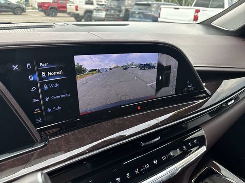 Used 2023 Cadillac Escalade ESV Sport Platinum w/ LPO, ONYX Package AWD/4WD image 20