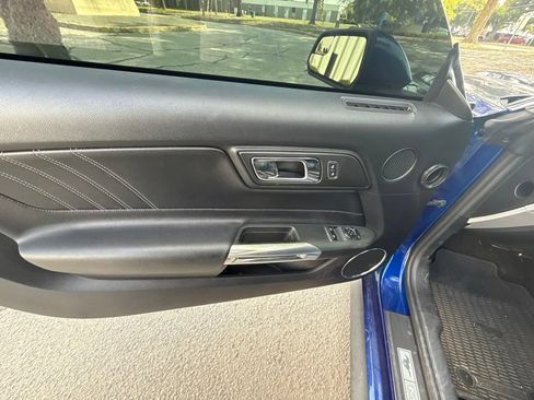 Used 2016 Ford Mustang Premium RWD image 14