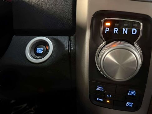 Used 2017 RAM 1500 Laramie AWD/4WD image 35