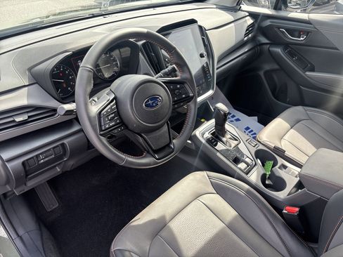 Certified 2024 Subaru Crosstrek 2.5i Limited w/ Crosstrek Mirror Package image 20