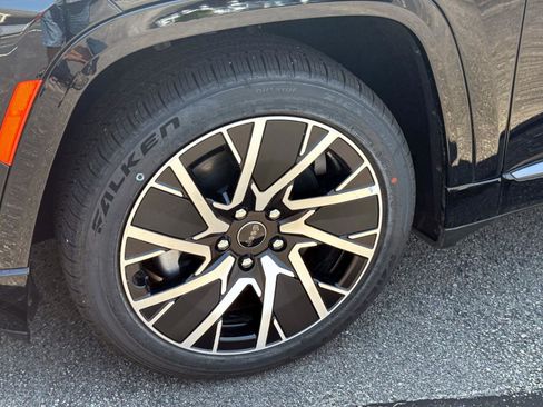 New 2025 Jeep Wagoneer S Limited image 5