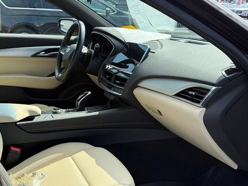 Used 2021 Cadillac CT5 Luxury w/ Cold Weather Package RWD image 21