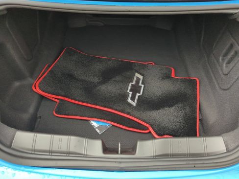 Used 2023 Chevrolet Camaro LT w/ Technology Package RWD image 21