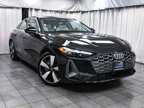 Used 2025 Audi A5 2.0T Prestige w/ 19" Wheel Package image 3