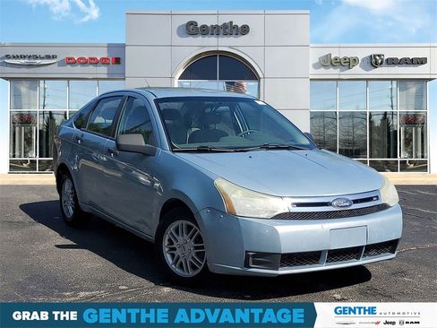 Used 2009 Ford Focus SE image 1