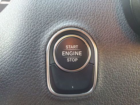 Used 2023 Mercedes-Benz Sprinter 2500 image 16