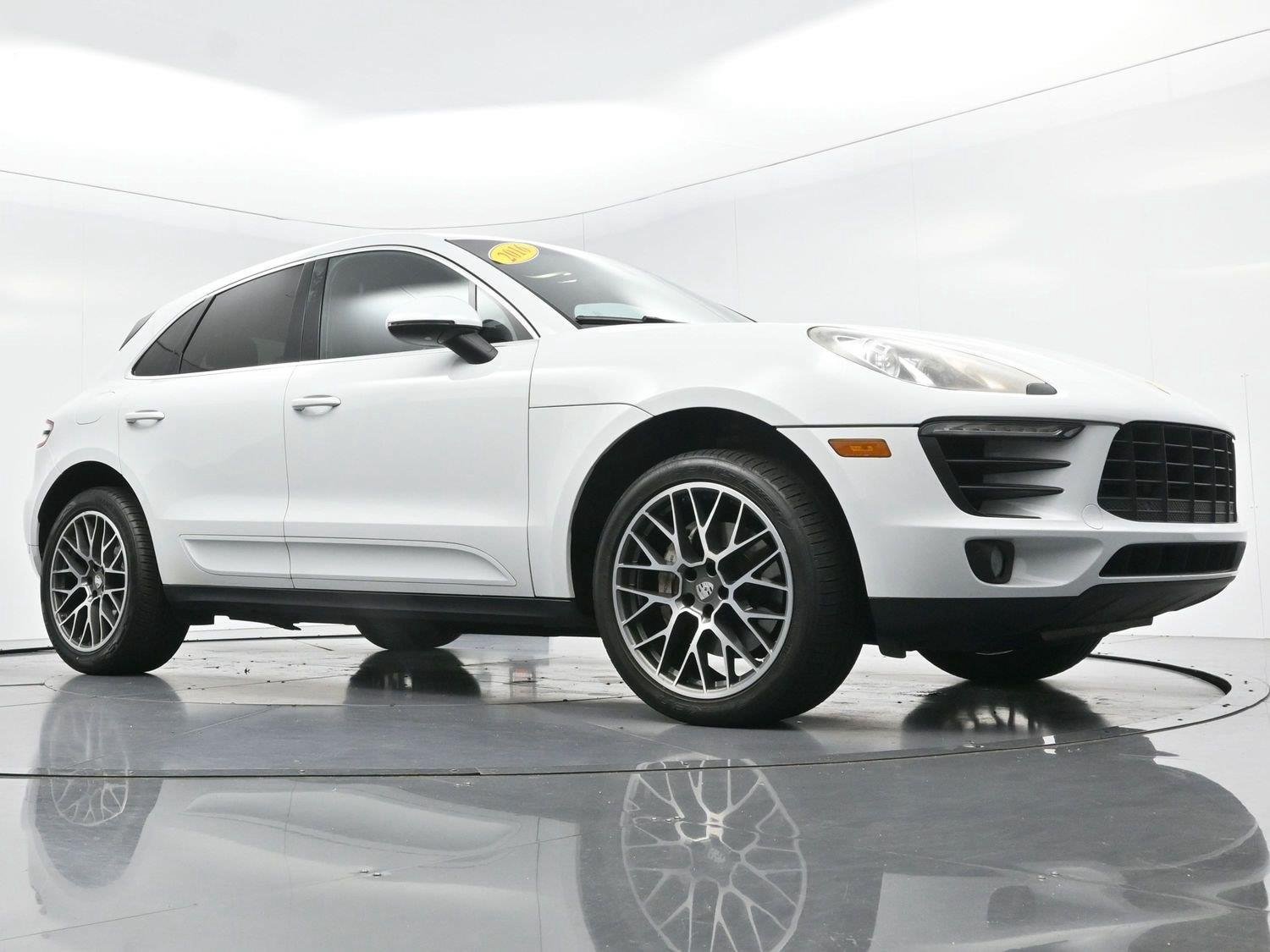 Used 2016 Porsche Macan S AWD/4WD image 50