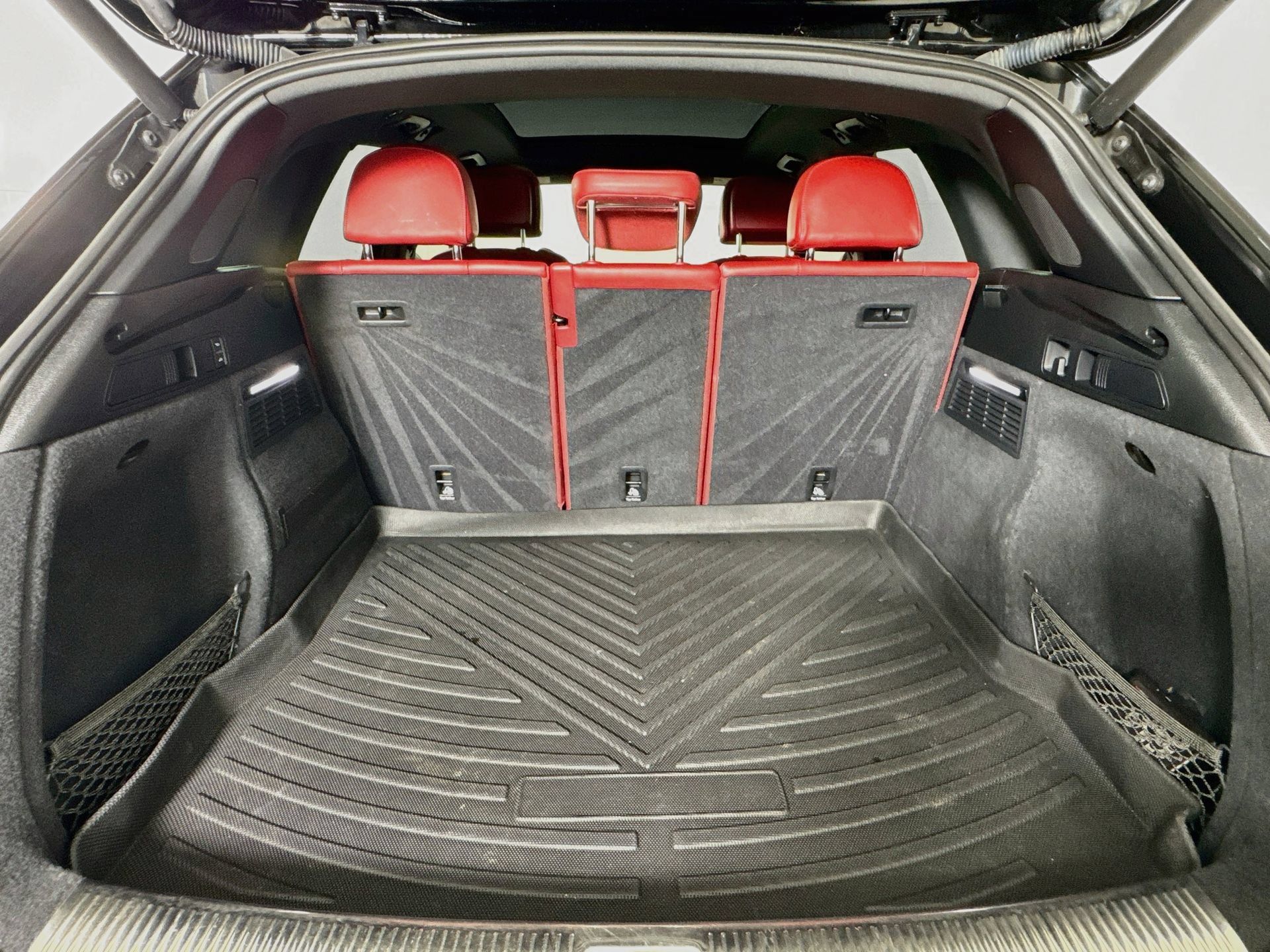 Used 2021 Audi SQ5 Prestige AWD/4WD image 27