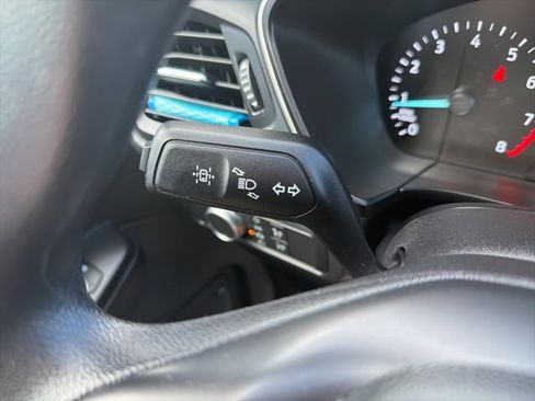 Certified 2020 Ford Escape SE image 17