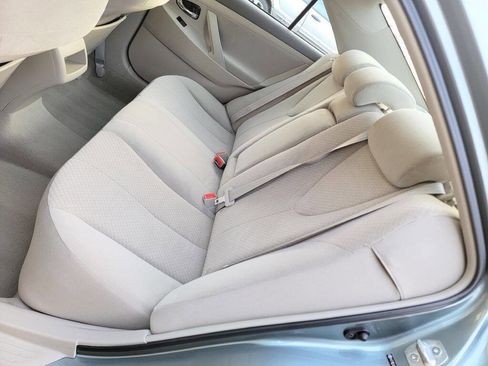 Used 2007 Toyota Camry LE image 30