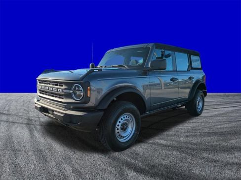 New 2026 Ford Bronco Base image 8