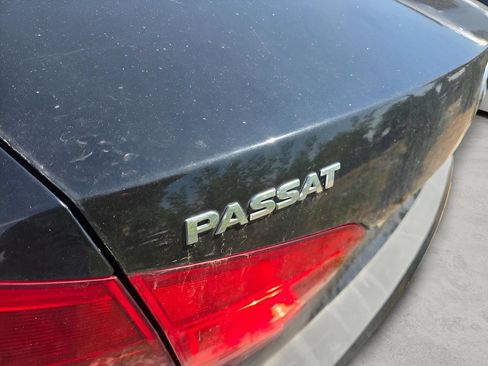 Used 2013 Volkswagen Passat TDI SEL Premium FWD image 18