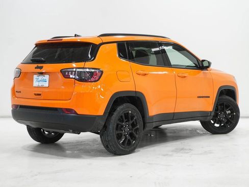New 2026 Jeep Compass Latitude image 7