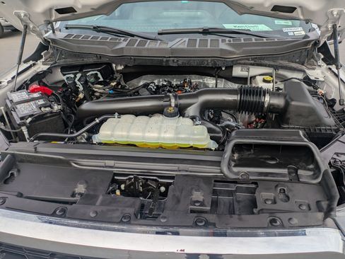 Used 2025 Ford F150 Lariat w/ Equipment Group 501A Mid image 33