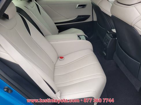 Certified 2017 Toyota Mirai FWD image 14