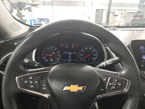 Used 2024 Chevrolet Malibu LT image 15