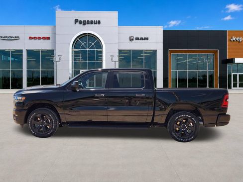 New 2026 RAM 1500 Express AWD/4WD image 3