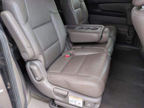Used 2012 Honda Odyssey Touring Elite image 21