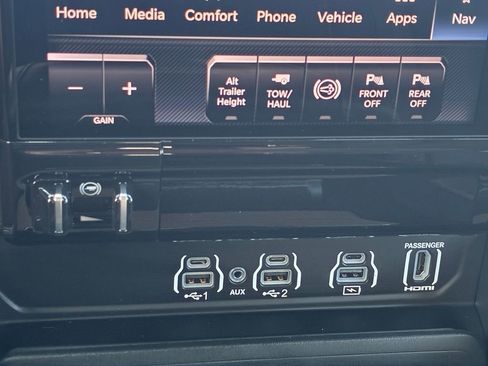 New 2026 RAM 3500 Longhorn image 10